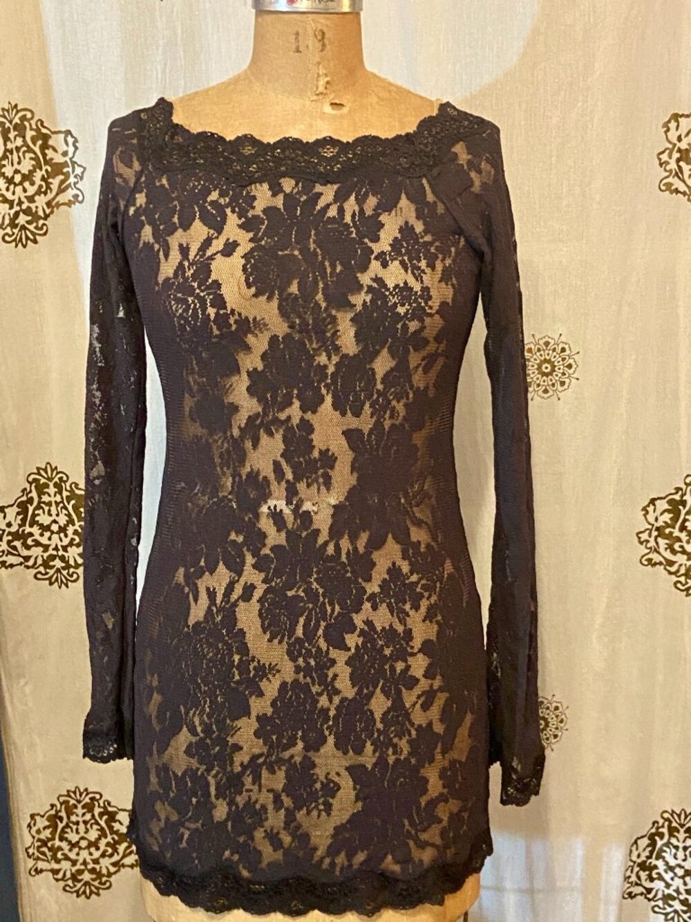 Vintage Y2K 2000s Victoria's Secret Black Lace Bell Sleeve Mini Dress Lingerie M - Picture 2 of 7